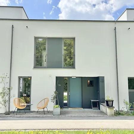 Ferienhaus Snug 7 - Design House In South Munich, Terrace, *