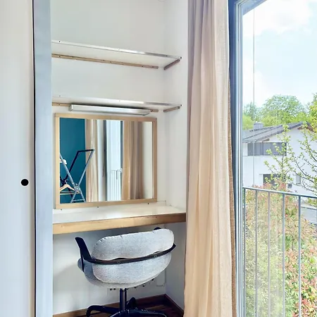 Snug 7 - Design House In South Munich, Terrace, Semesterbostad Starnberg