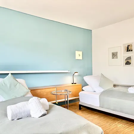 Ferienhaus Snug 7 - Design House In South Munich, Terrace,